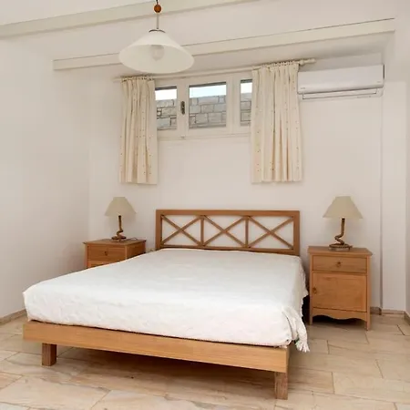 Villa Alkinoi Páros